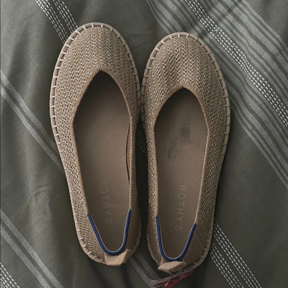 Rothy's Tan Ballet Flats Comfortable Versatile Design (NEVER WORN) - Picture 1 of 5